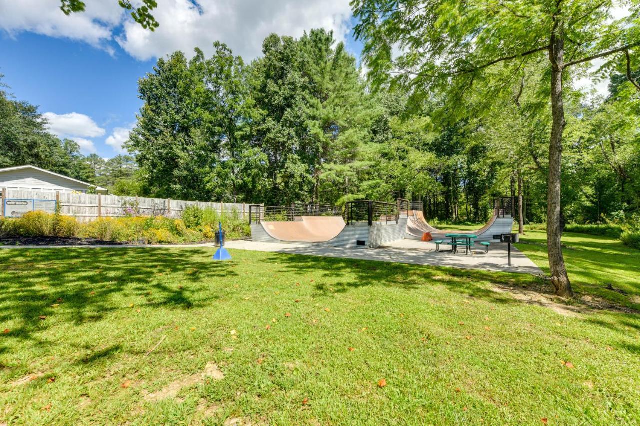 With Fire Pit, Hikes And Bikes Near Dtwn! Apartment *